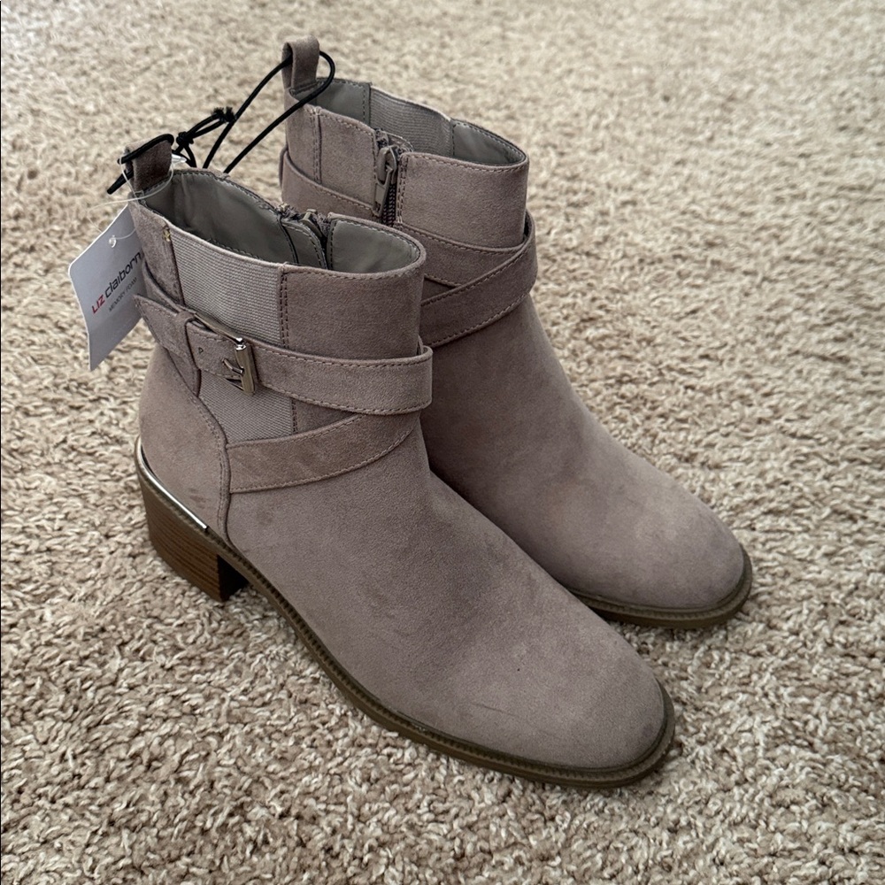 Liz Claiborne Beige/Grey Ankle Boots with Buckle